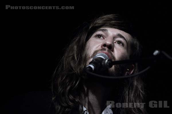 OTHER LIVES - 2011-11-02 - PARIS - Casino de Paris - 